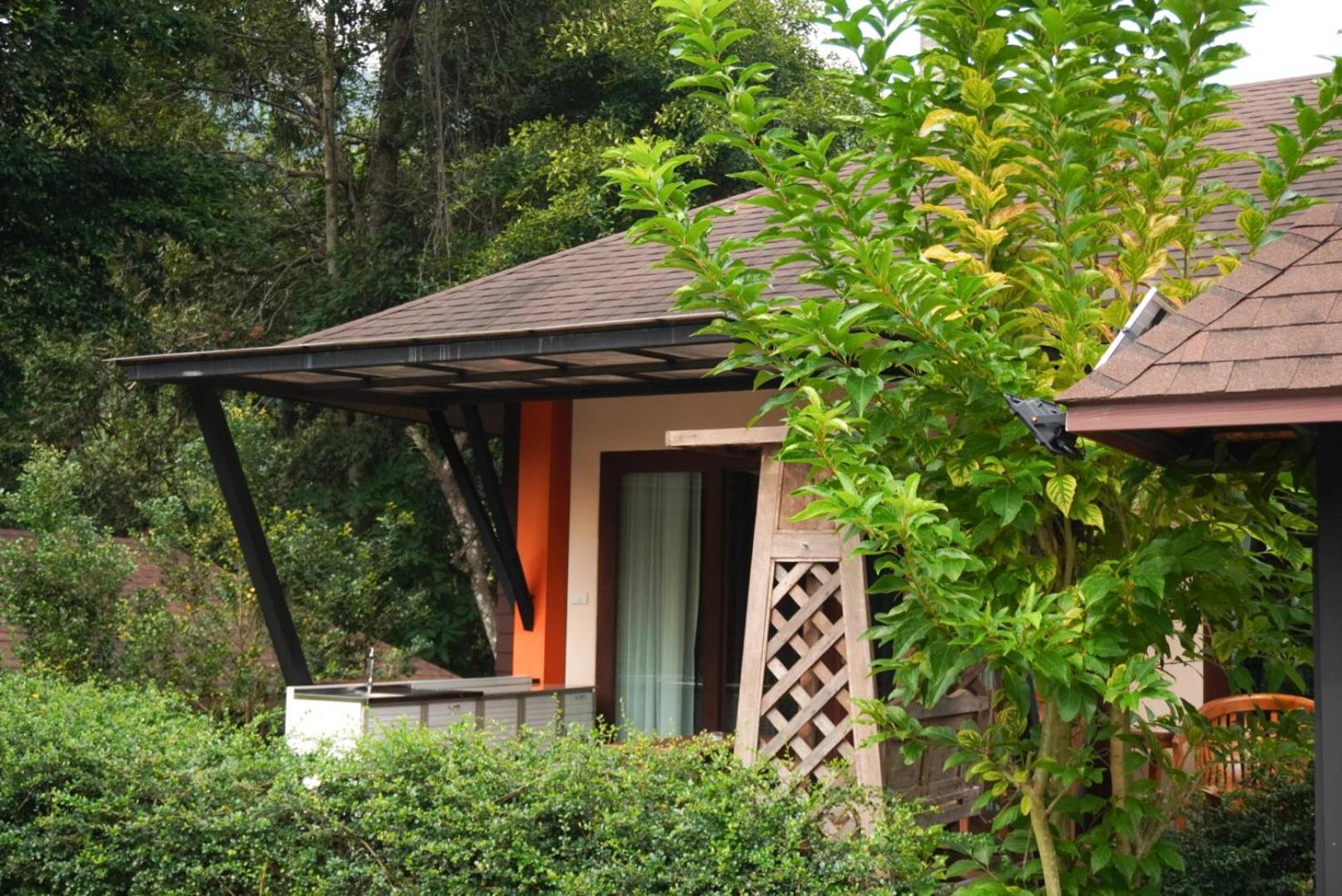 Cascade Tara Hotel Na Mueang Eksteriør billede