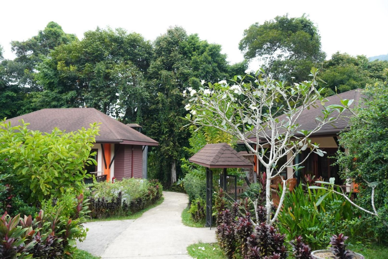 Cascade Tara Hotel Na Mueang Eksteriør billede